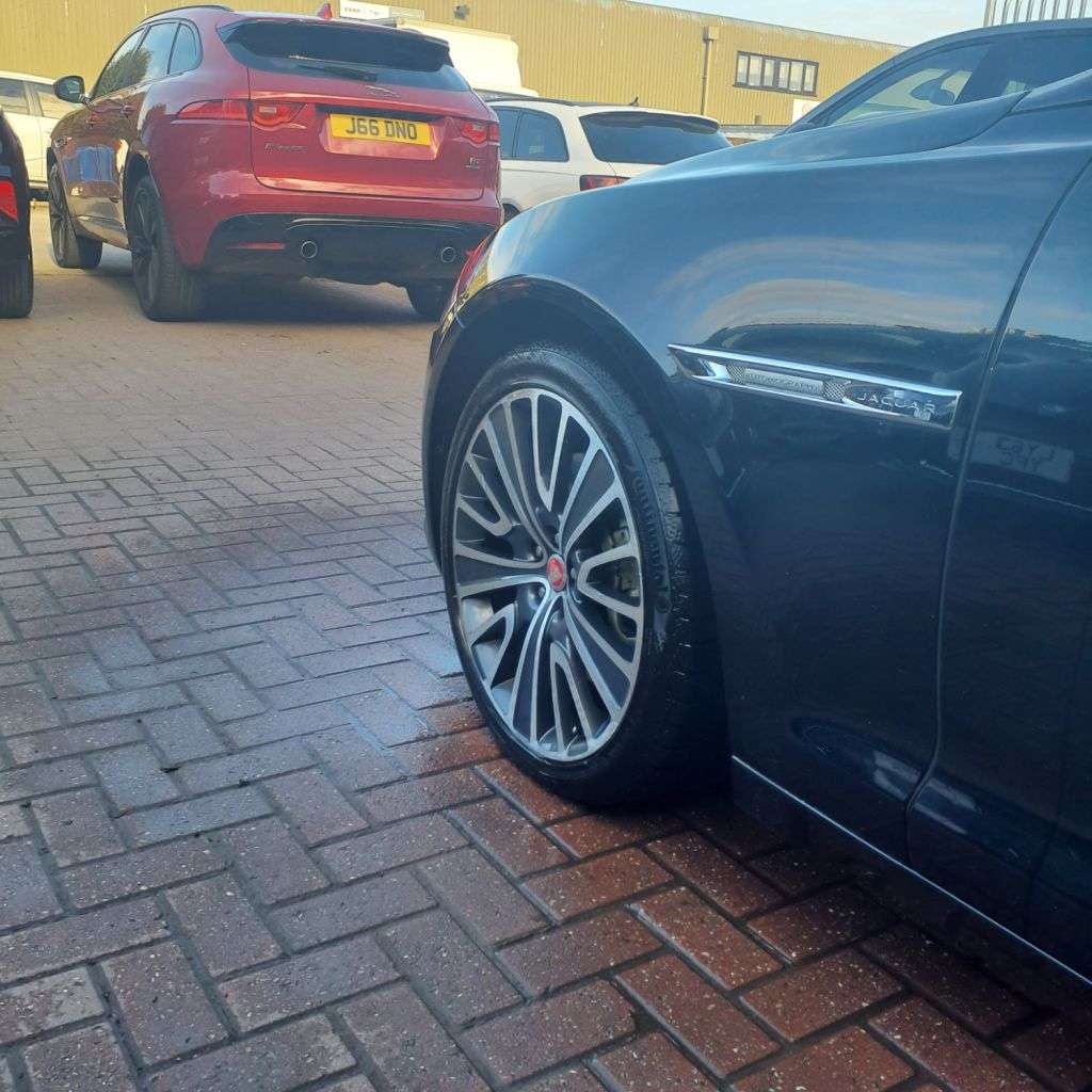 2017 JAGUAR XJ 2017 JAGUAR XJ