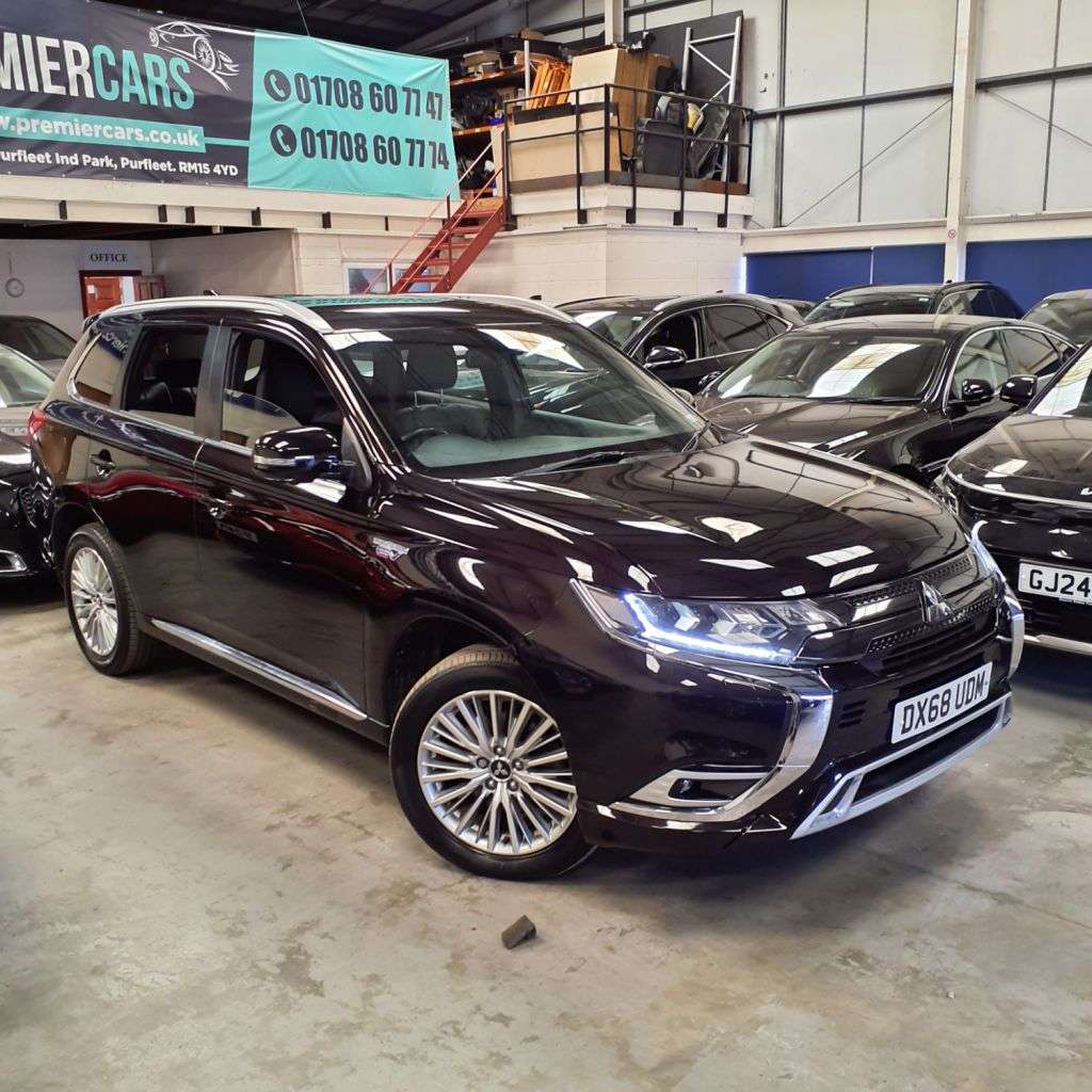 Check out this Mitsubishi Outlander 2018 Hybrid Electric Automatic