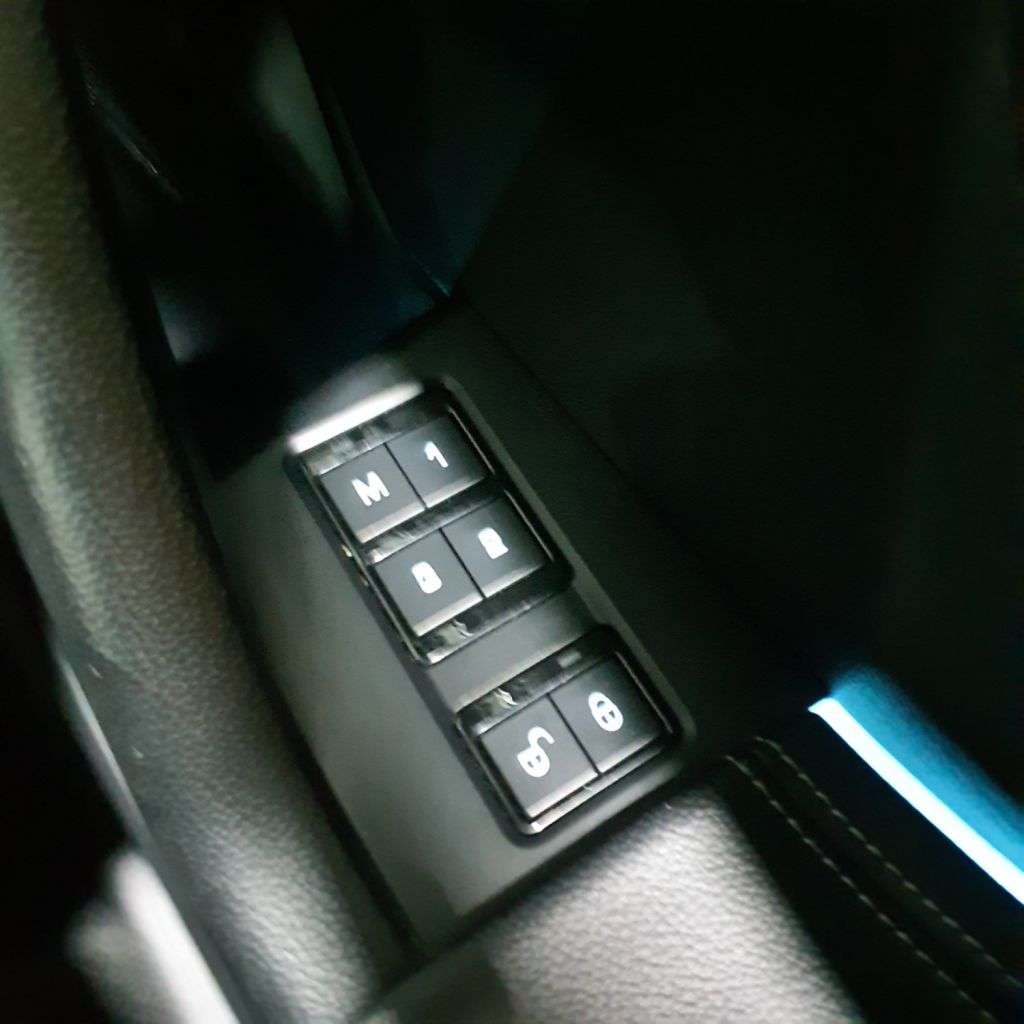 2018 JAGUAR F-PACE 2018 JAGUAR F-PACE