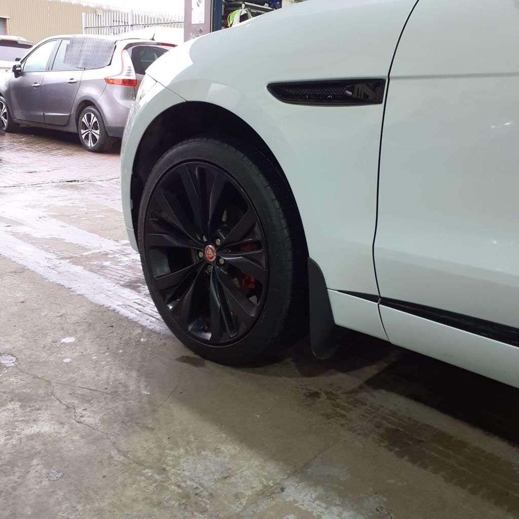 2018 JAGUAR F-PACE 2018 JAGUAR F-PACE