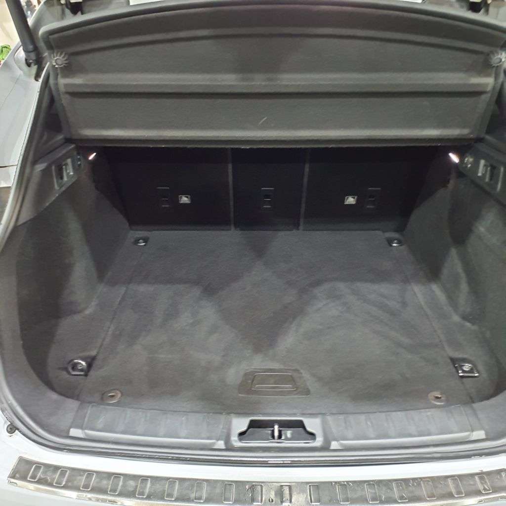 2018 JAGUAR F-PACE 2018 JAGUAR F-PACE