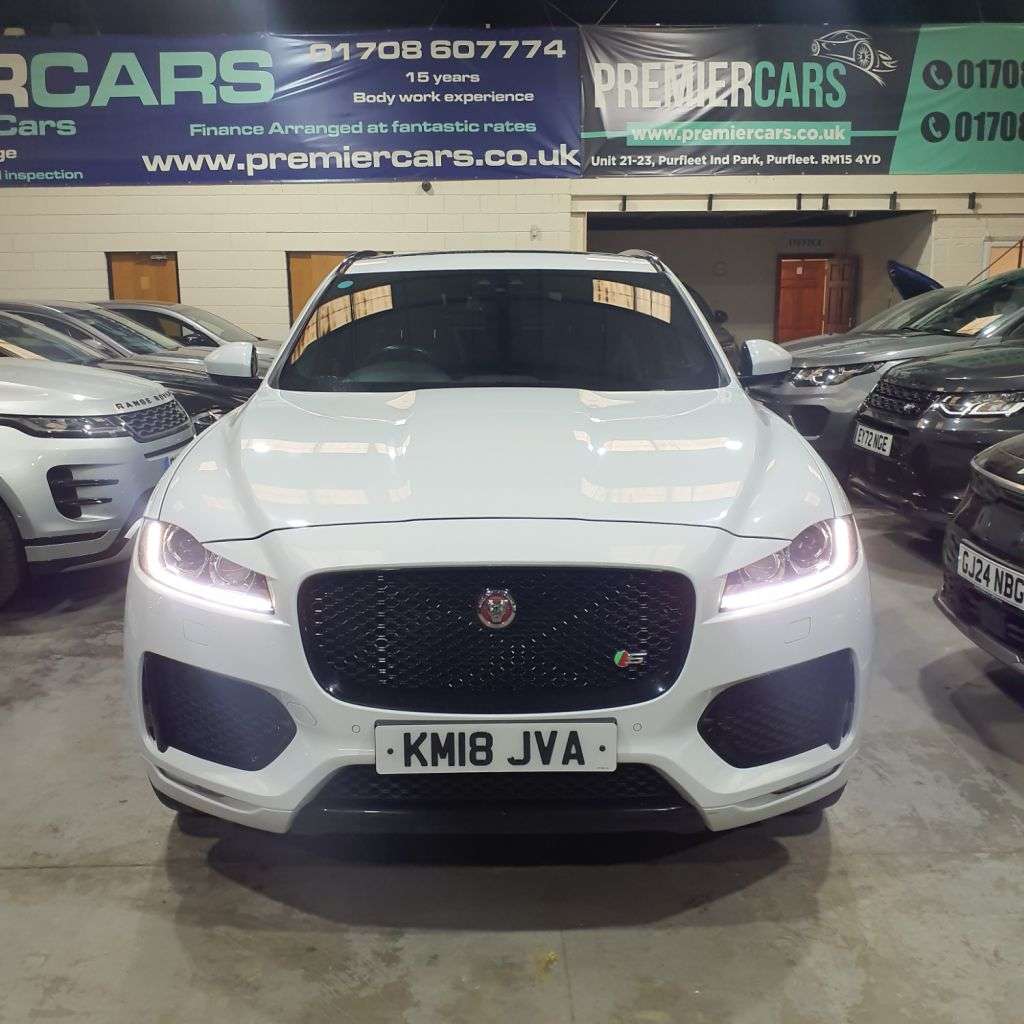 2018 JAGUAR F-PACE 2018 JAGUAR F-PACE