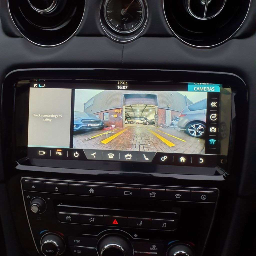 2019 JAGUAR XJ 2019 JAGUAR XJ