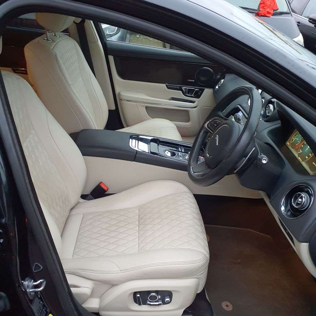 2019 JAGUAR XJ 2019 JAGUAR XJ