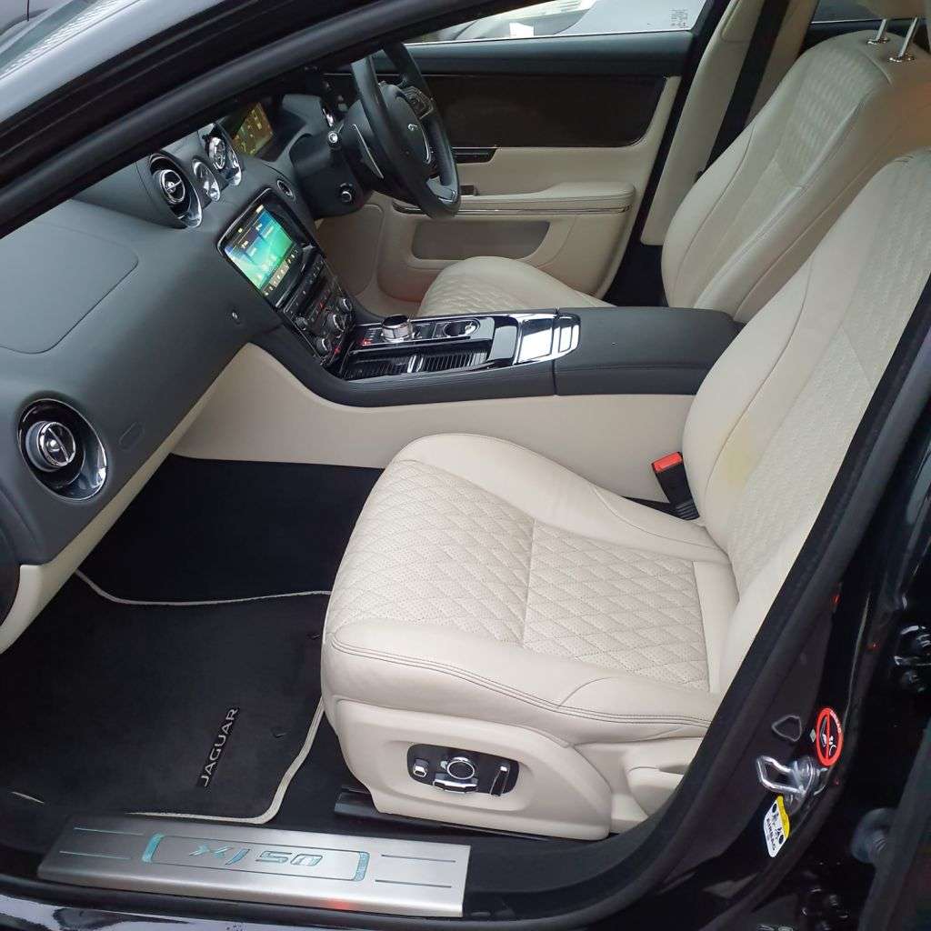 2019 JAGUAR XJ 2019 JAGUAR XJ