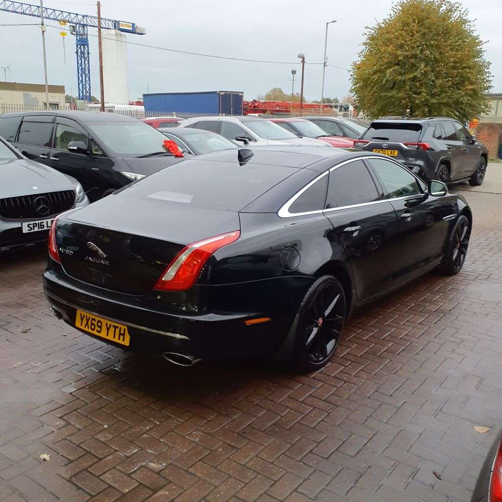 2019 JAGUAR XJ 2019 JAGUAR XJ