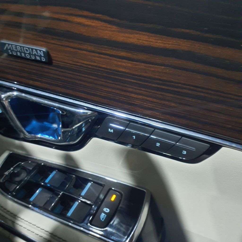 2017 JAGUAR XJ 2017 JAGUAR XJ