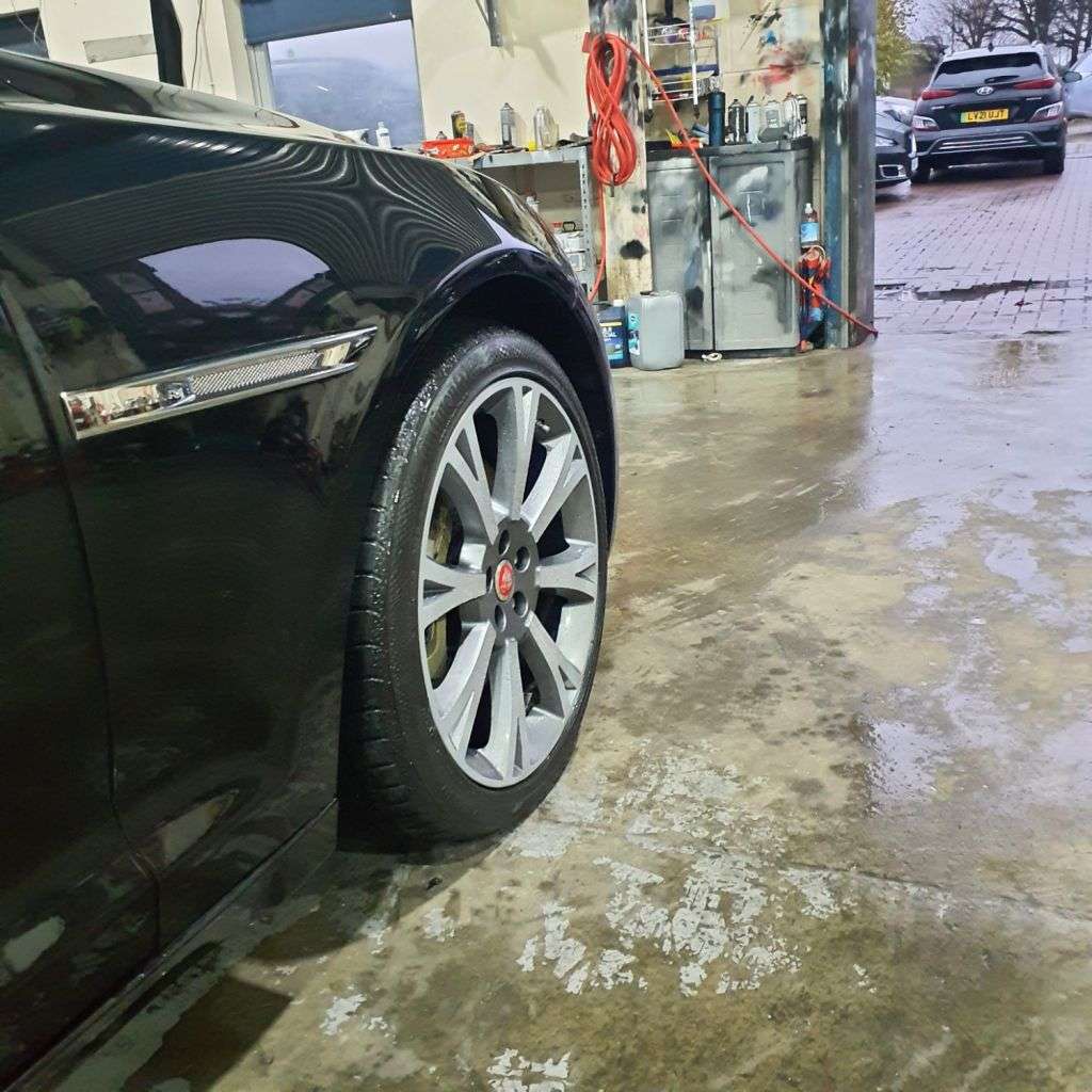 2017 JAGUAR XJ 2017 JAGUAR XJ