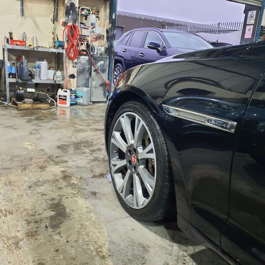 2017 JAGUAR XJ 2017 JAGUAR XJ