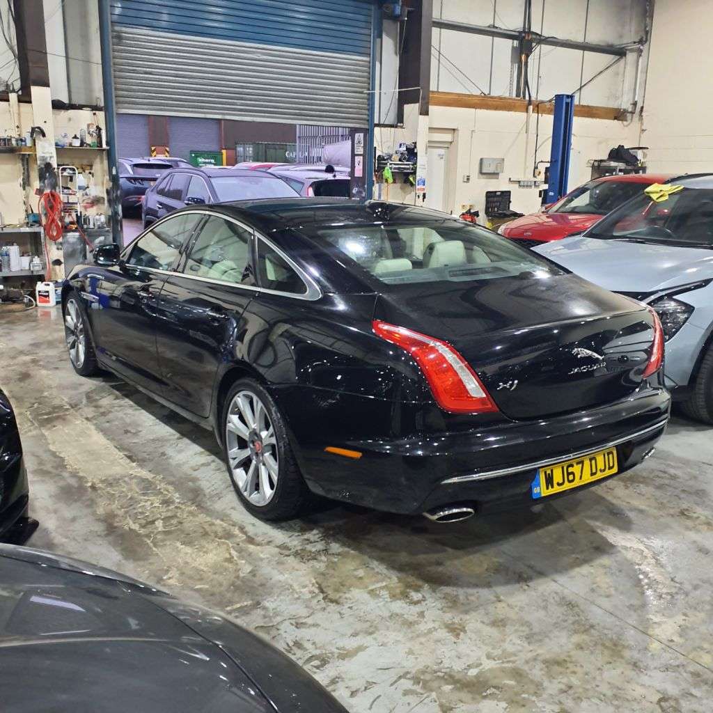 2017 JAGUAR XJ 2017 JAGUAR XJ