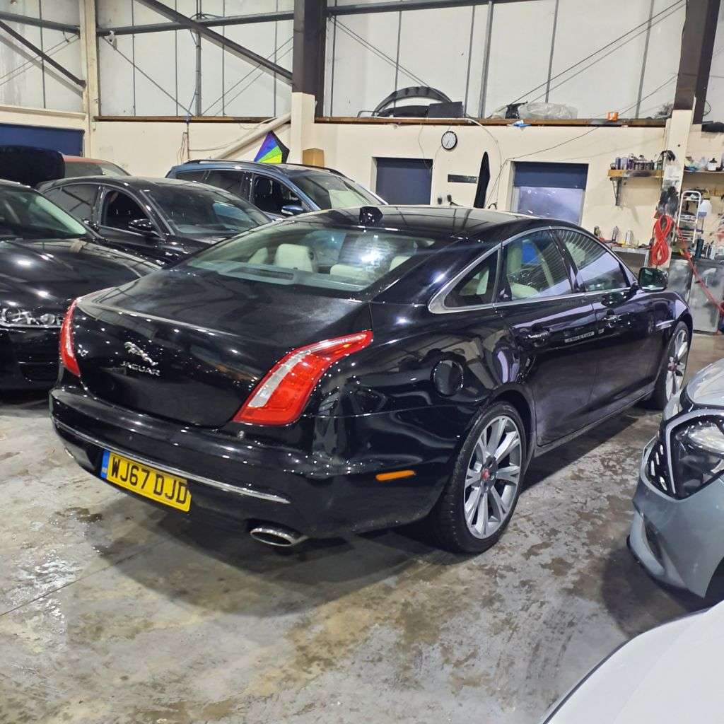 2017 JAGUAR XJ 2017 JAGUAR XJ