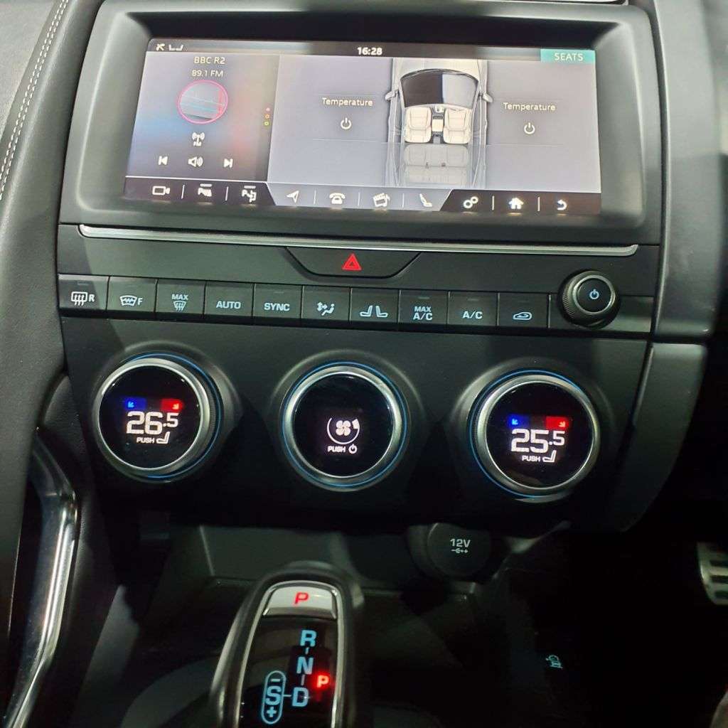 2019 JAGUAR E-PACE 2019 JAGUAR E-PACE