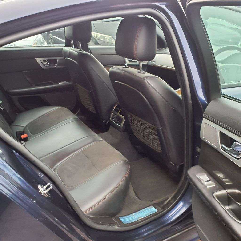 2015 JAGUAR XF 2015 JAGUAR XF