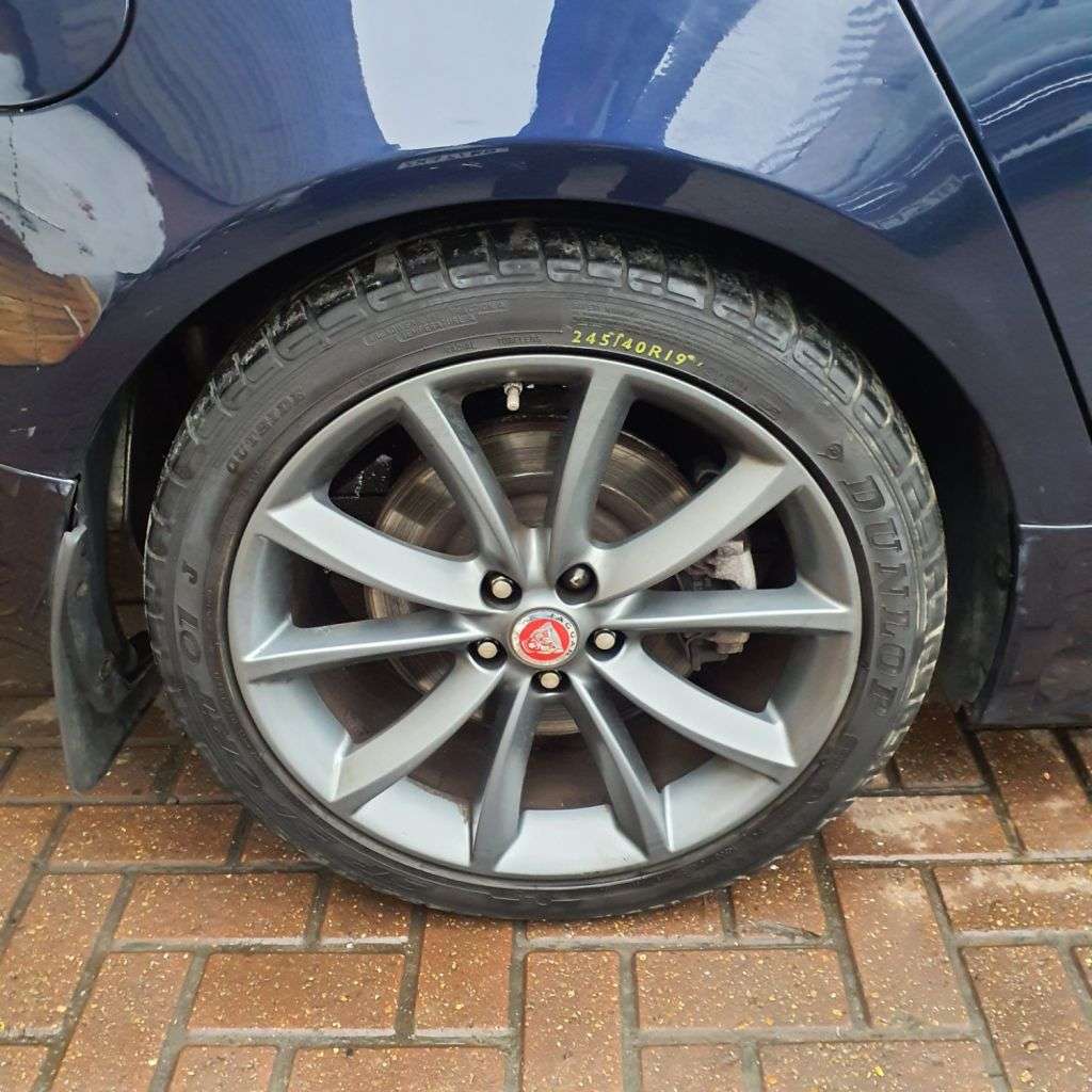 2015 JAGUAR XF 2015 JAGUAR XF