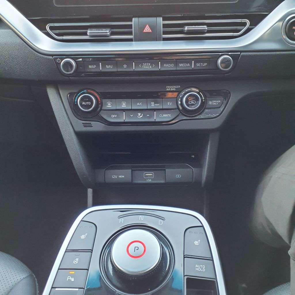 2021 KIA NIRO 2021 KIA NIRO