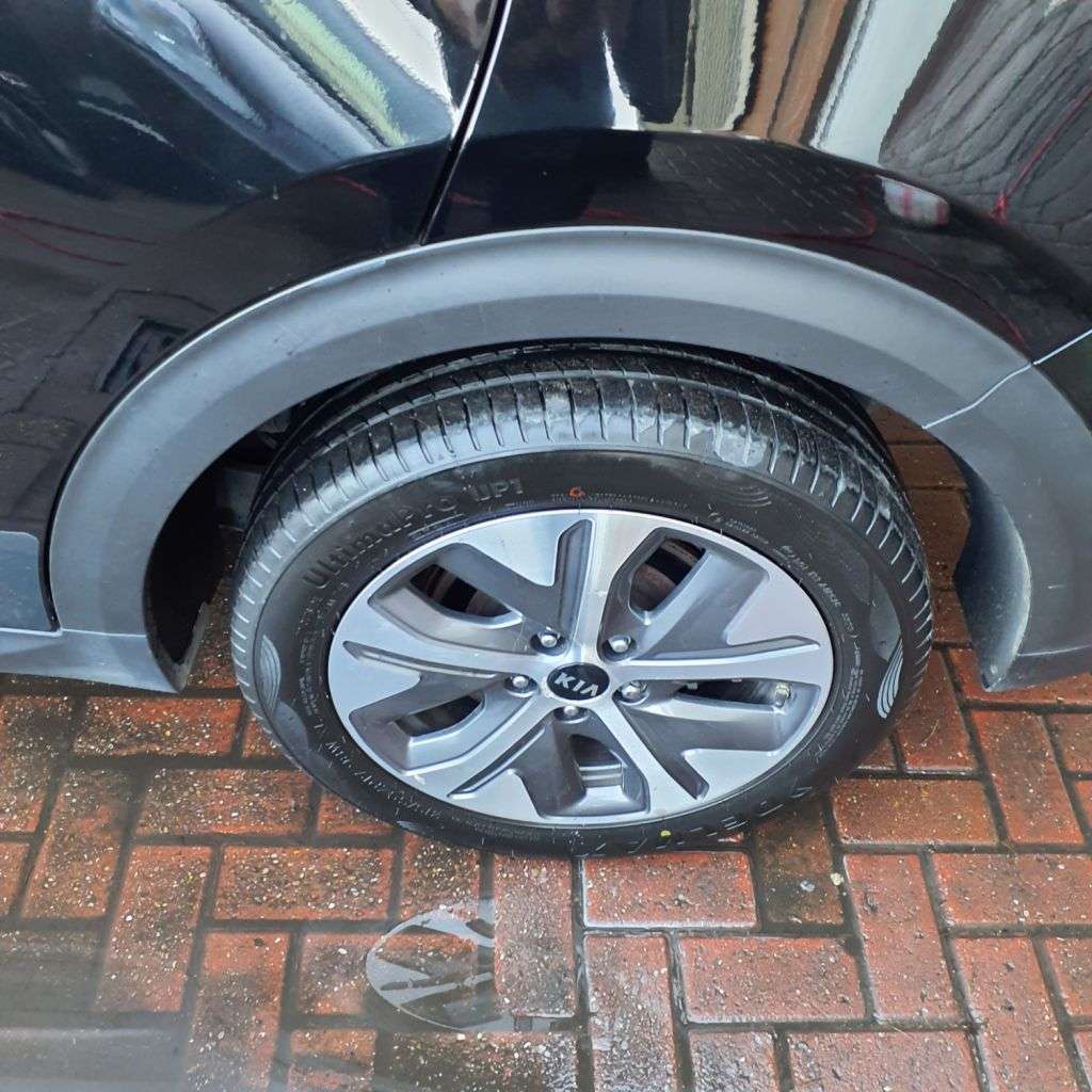 2021 KIA NIRO 2021 KIA NIRO