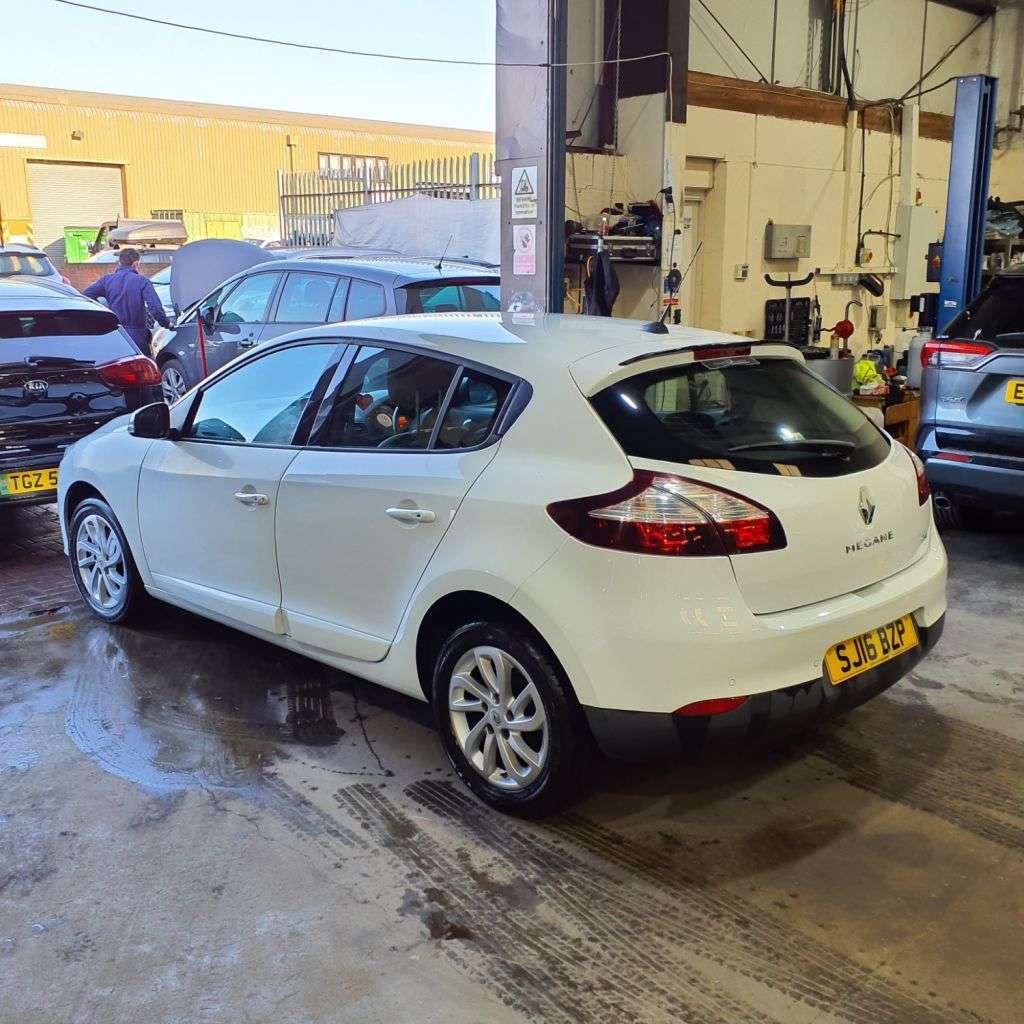 2016 RENAULT MEGANE 2016 RENAULT MEGANE