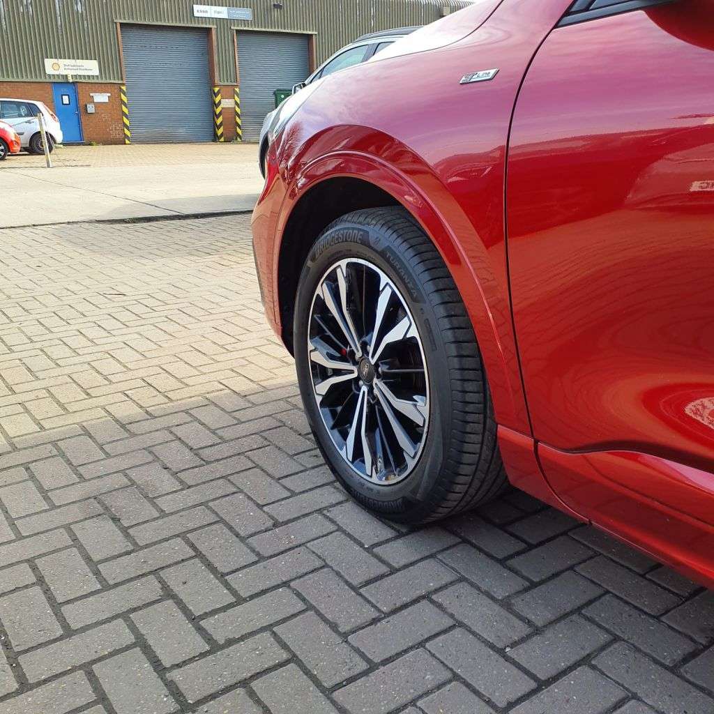 2021 FORD KUGA 2021 FORD KUGA