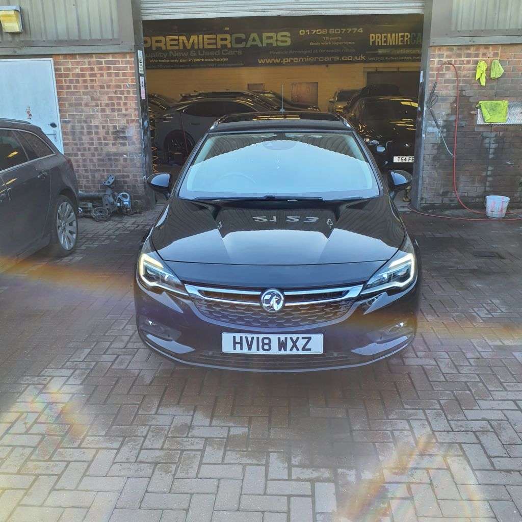 A 2018 VAUXHALL ASTRA 1.4i Turbo SRi Sports Tourer 5dr Petrol Auto Euro 6 (s/s) (150 ps) 6 MONTHS A 2018 VAUXHALL ASTRA 1.4i Turbo SRi Sports Tourer 5dr Petrol Auto Euro 6 (s/s) (150 ps) 6 MONTHS