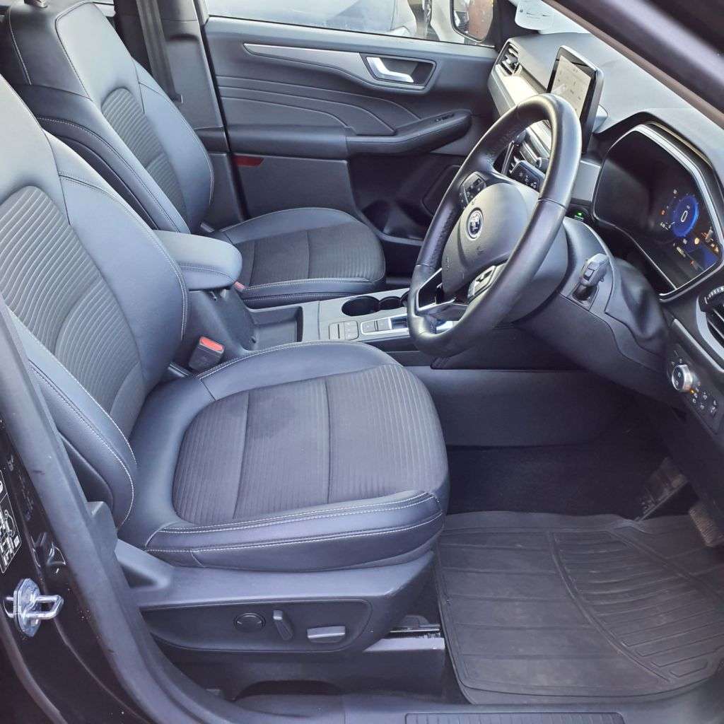 2022 FORD KUGA 2022 FORD KUGA