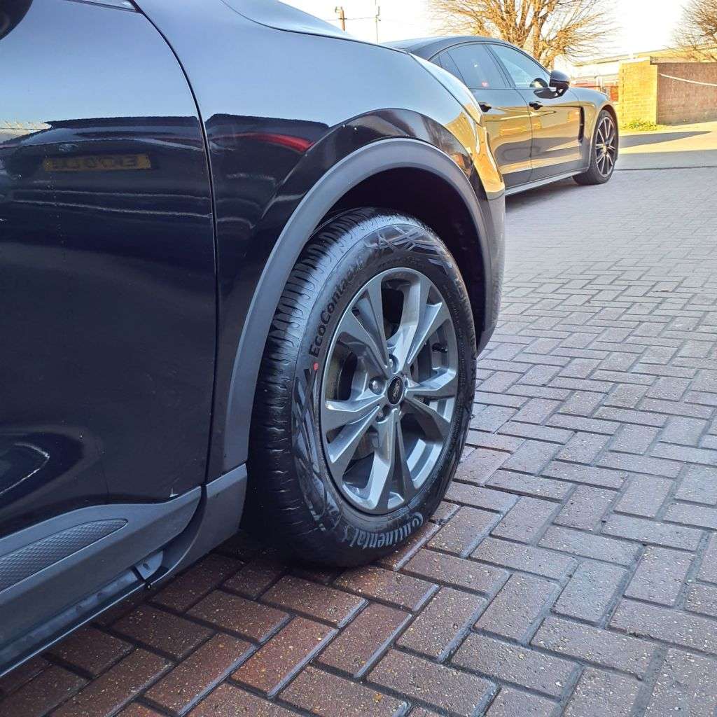 2022 FORD KUGA 2022 FORD KUGA