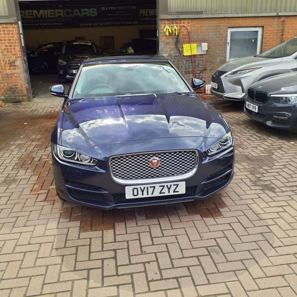 2017 JAGUAR XE 2017 JAGUAR XE
