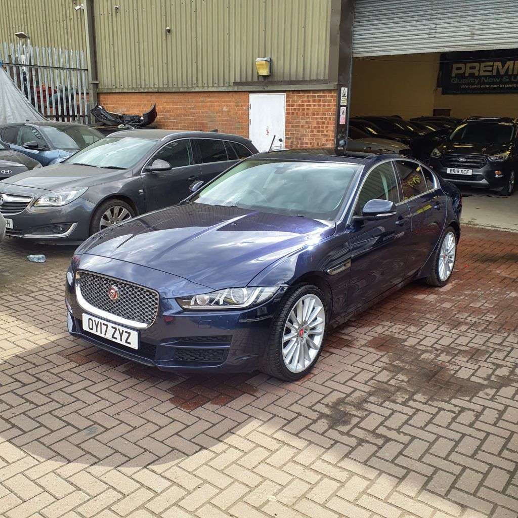 2017 JAGUAR XE 2017 JAGUAR XE