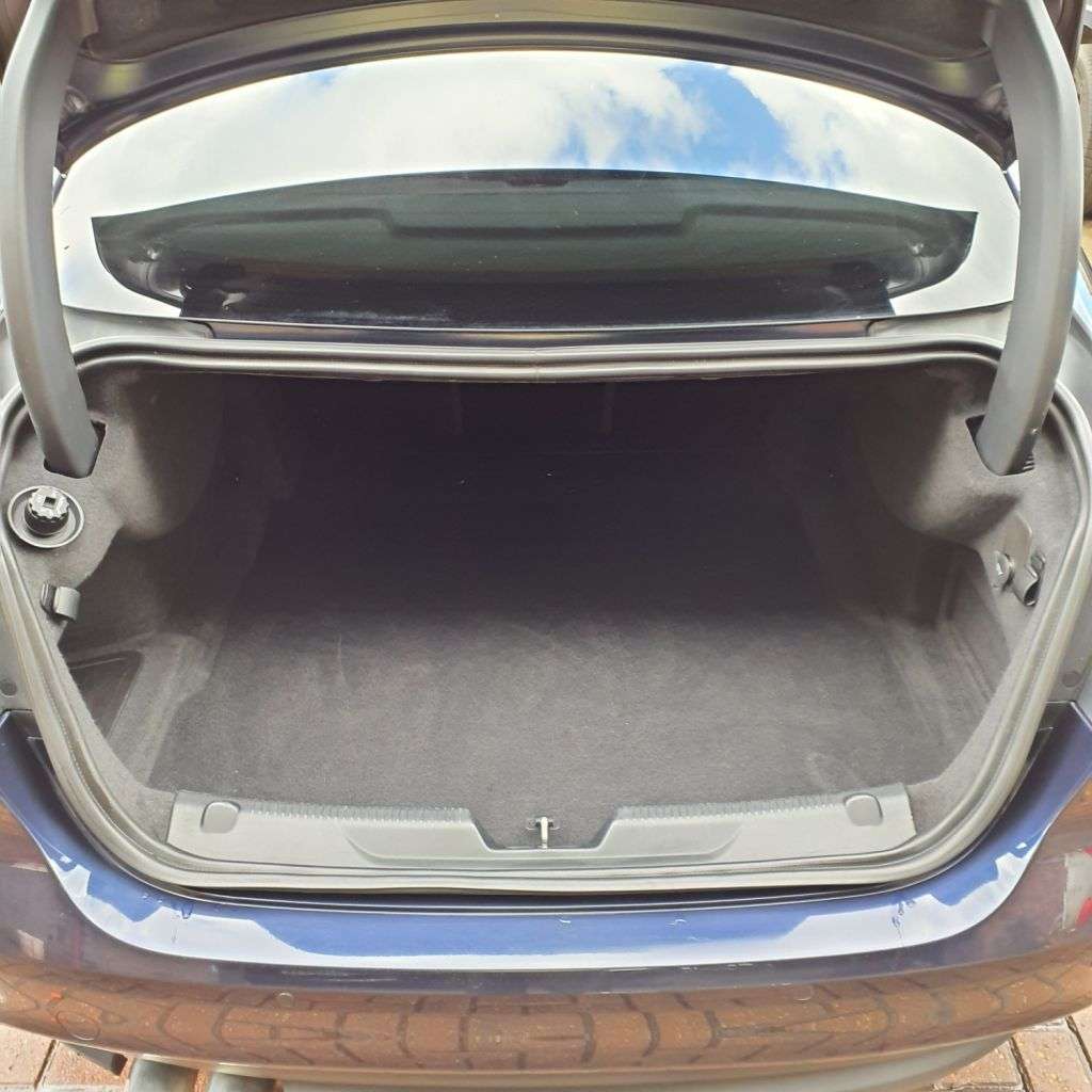 2017 JAGUAR XE 2017 JAGUAR XE