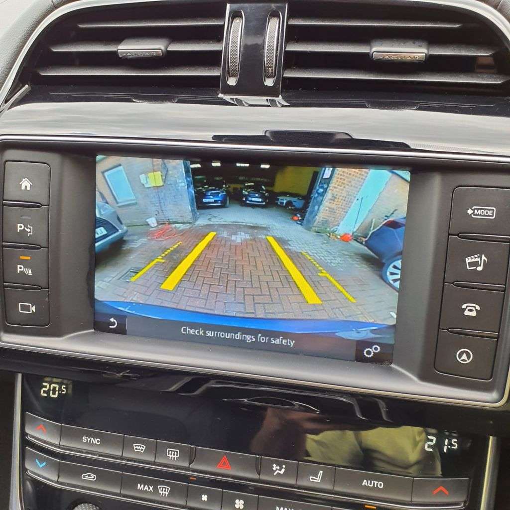 2017 JAGUAR XE 2017 JAGUAR XE