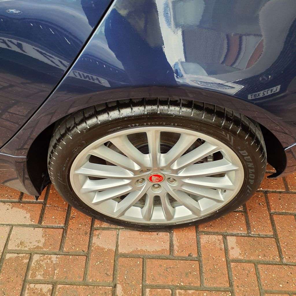 2017 JAGUAR XE 2017 JAGUAR XE