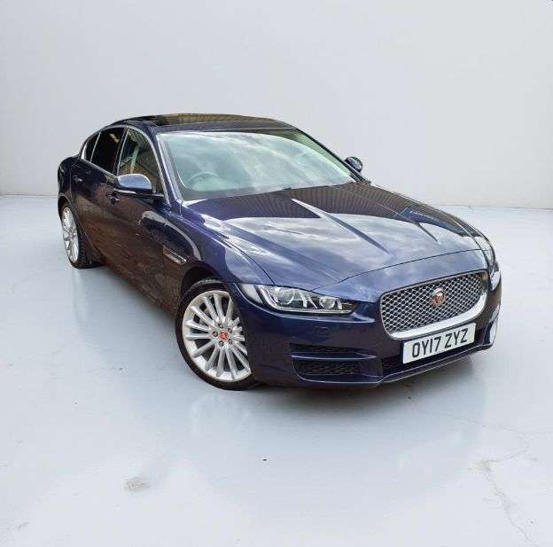 Check out this Jaguar Xe 2017 Diesel Automatic