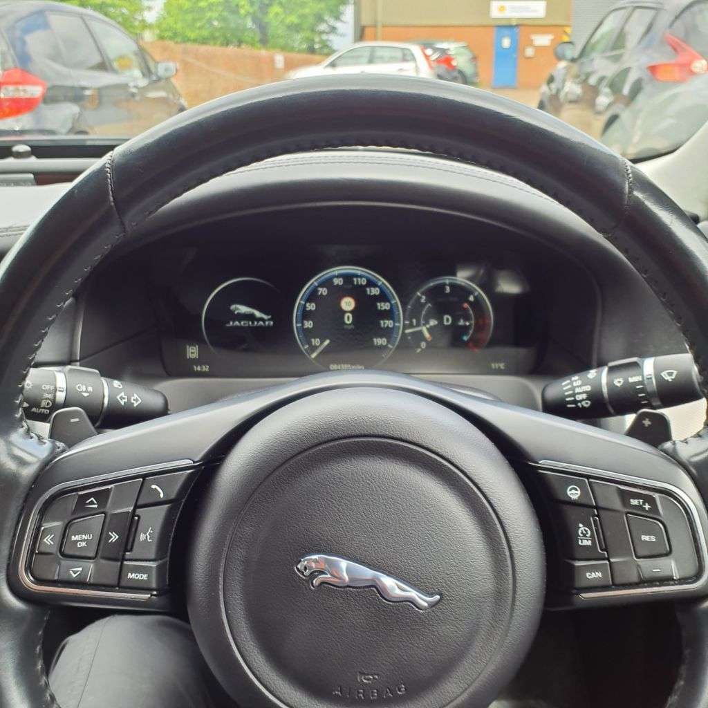 2017 JAGUAR XF 2017 JAGUAR XF