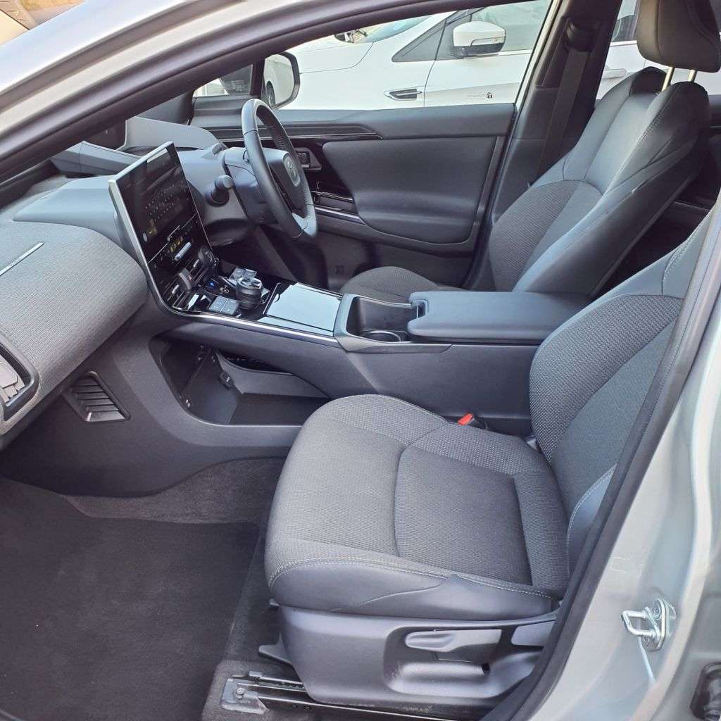 2024 TOYOTA BZ4X 2024 TOYOTA BZ4X