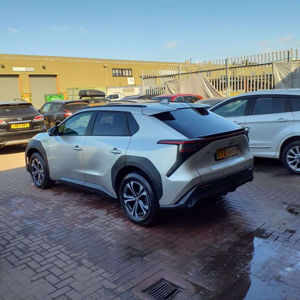 2024 TOYOTA BZ4X 2024 TOYOTA BZ4X