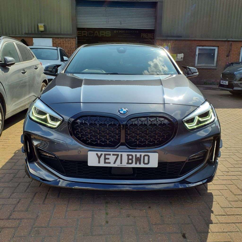 A 2021 BMW 1 SERIES 1.5 118i M Sport (LCP) Hatchback 5dr Petrol DCT Euro 6 (s/s) (136 ps) 6 MON A 2021 BMW 1 SERIES 1.5 118i M Sport (LCP) Hatchback 5dr Petrol DCT Euro 6 (s/s) (136 ps) 6 MON