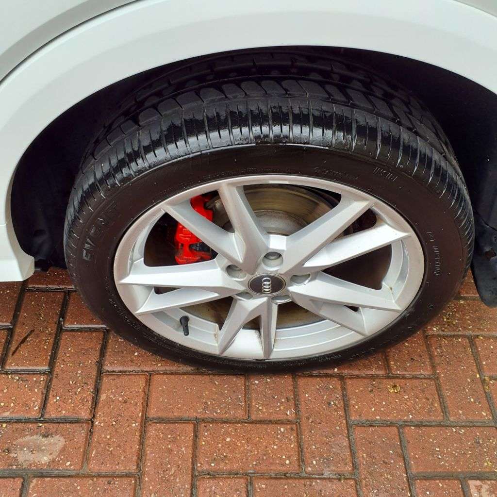 2019 AUDI Q2 2019 AUDI Q2