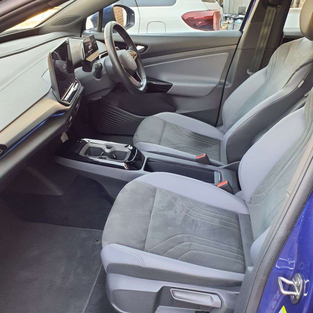 2024 VOLKSWAGEN ID.4 2024 VOLKSWAGEN ID.4