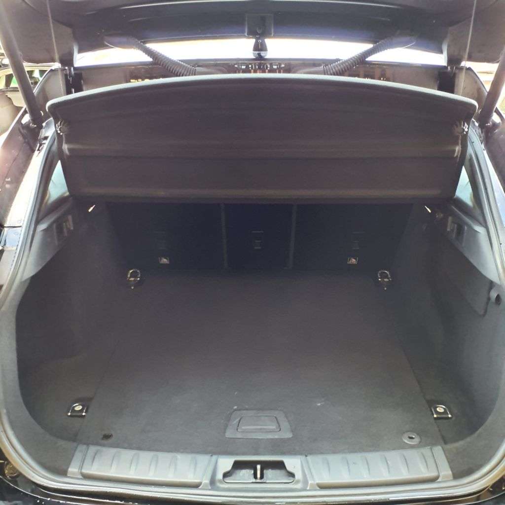 2017 JAGUAR F-PACE 2017 JAGUAR F-PACE