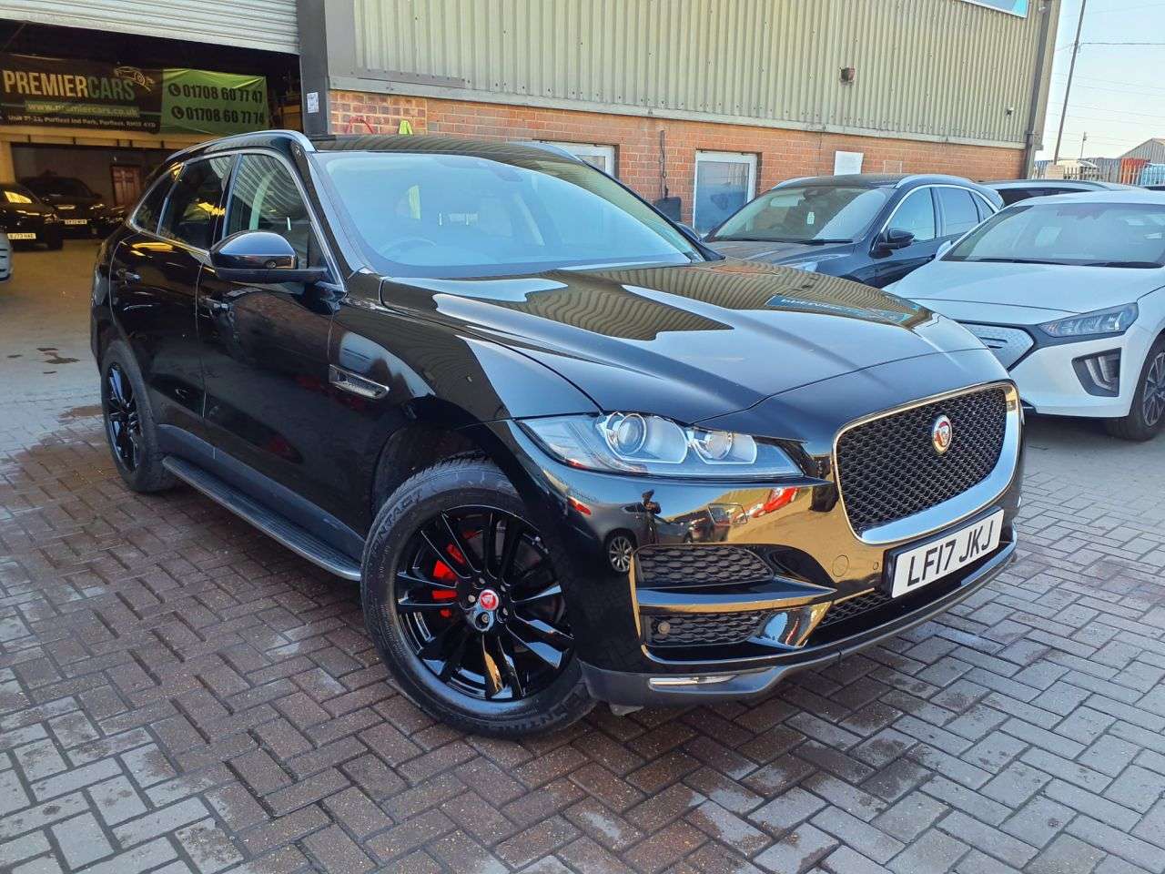 A 2017 JAGUAR F-PACE 2.0 D180 Portfolio SUV 5dr Diesel Auto AWD Euro 6 (s/s) (180 ps) 6 MONTHS W A 2017 JAGUAR F-PACE 2.0 D180 Portfolio SUV 5dr Diesel Auto AWD Euro 6 (s/s) (180 ps) 6 MONTHS W