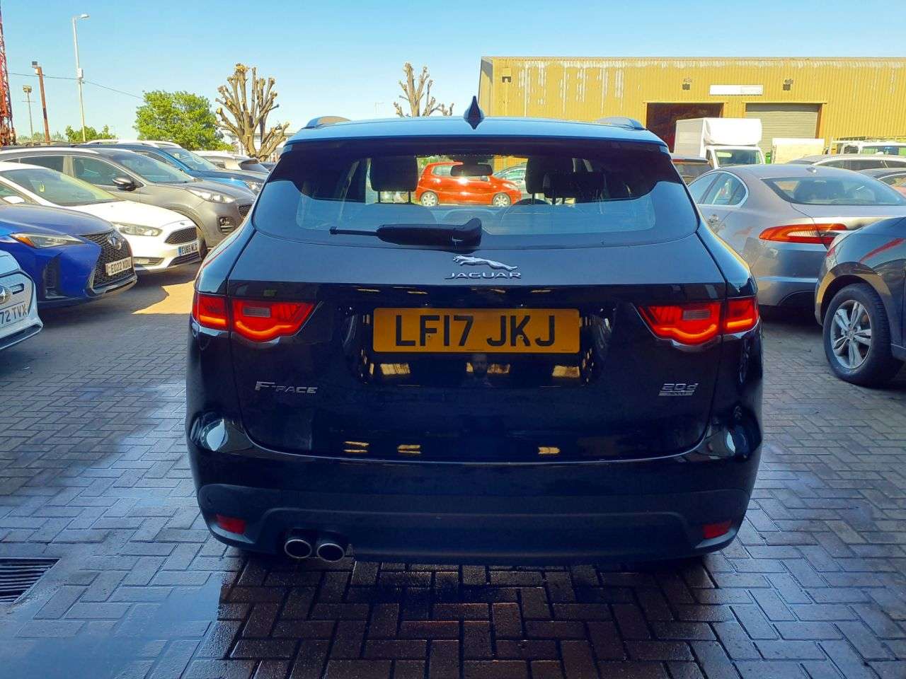 2017 JAGUAR F-PACE 2017 JAGUAR F-PACE