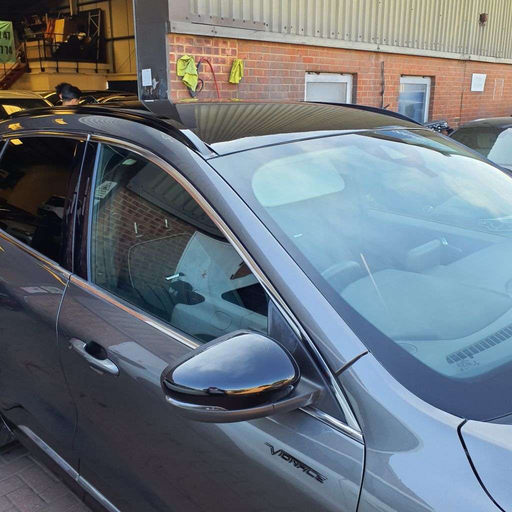 A 2022 FORD KUGA 2.5h Duratec Vignale SUV 5dr Petrol Hybrid CVT Euro 6 (s/s) (190 ps) 6 MONT A 2022 FORD KUGA 2.5h Duratec Vignale SUV 5dr Petrol Hybrid CVT Euro 6 (s/s) (190 ps) 6 MONT