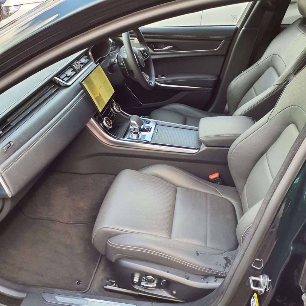 2023 JAGUAR XF 2023 JAGUAR XF