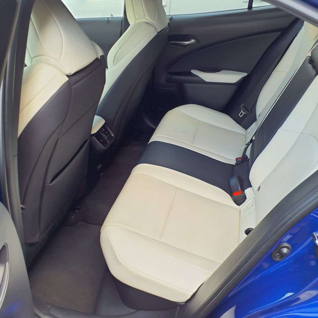 2022 LEXUS UX 2022 LEXUS UX