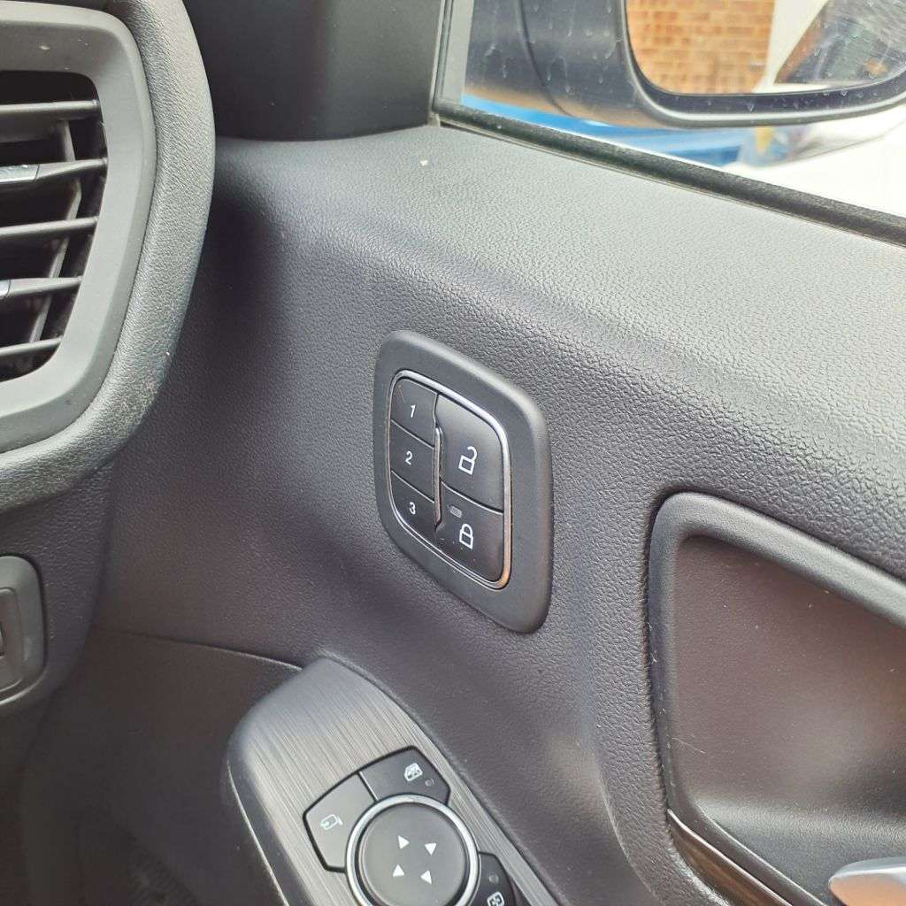 2023 FORD KUGA 2023 FORD KUGA