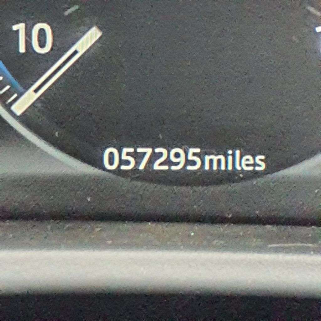 2017 JAGUAR F-PACE 2017 JAGUAR F-PACE