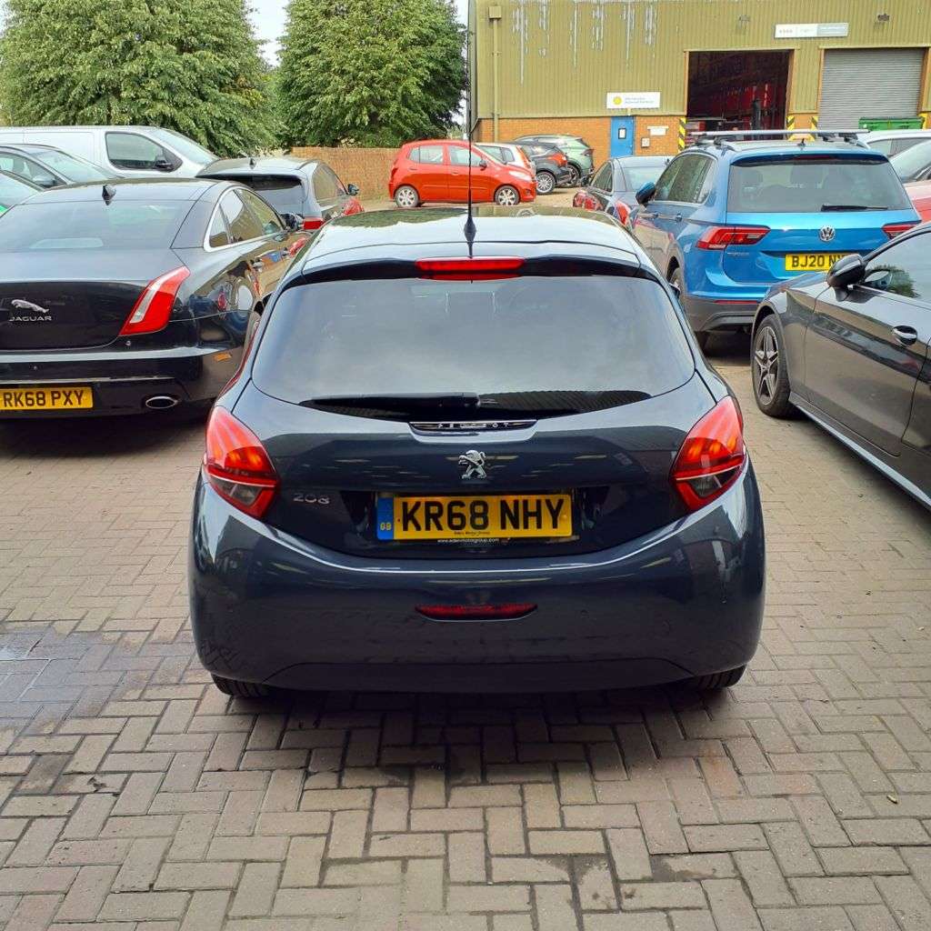 2018 PEUGEOT 208 2018 PEUGEOT 208