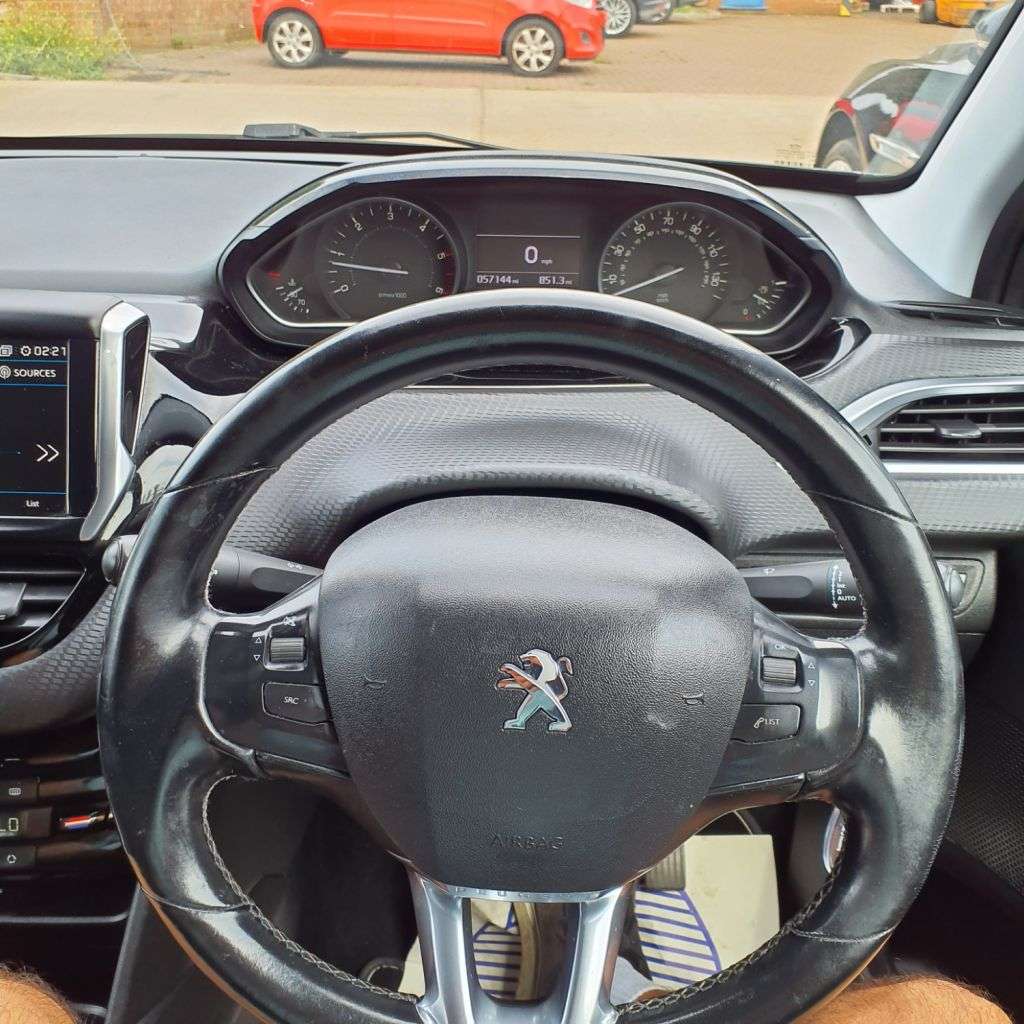2018 PEUGEOT 208 2018 PEUGEOT 208