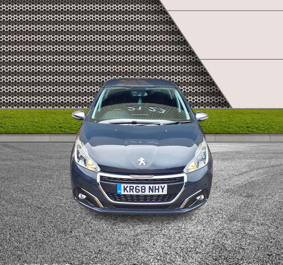 A 2018 PEUGEOT 208 1.5 BlueHDi Tech Edition Hatchback 5dr Diesel Manual Euro 6 (s/s) (100 ps) A 2018 PEUGEOT 208 1.5 BlueHDi Tech Edition Hatchback 5dr Diesel Manual Euro 6 (s/s) (100 ps)