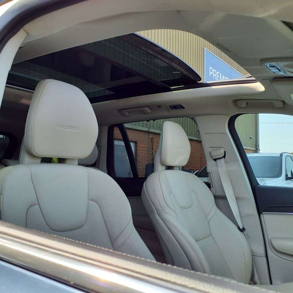 2020 VOLVO XC90 2020 VOLVO XC90