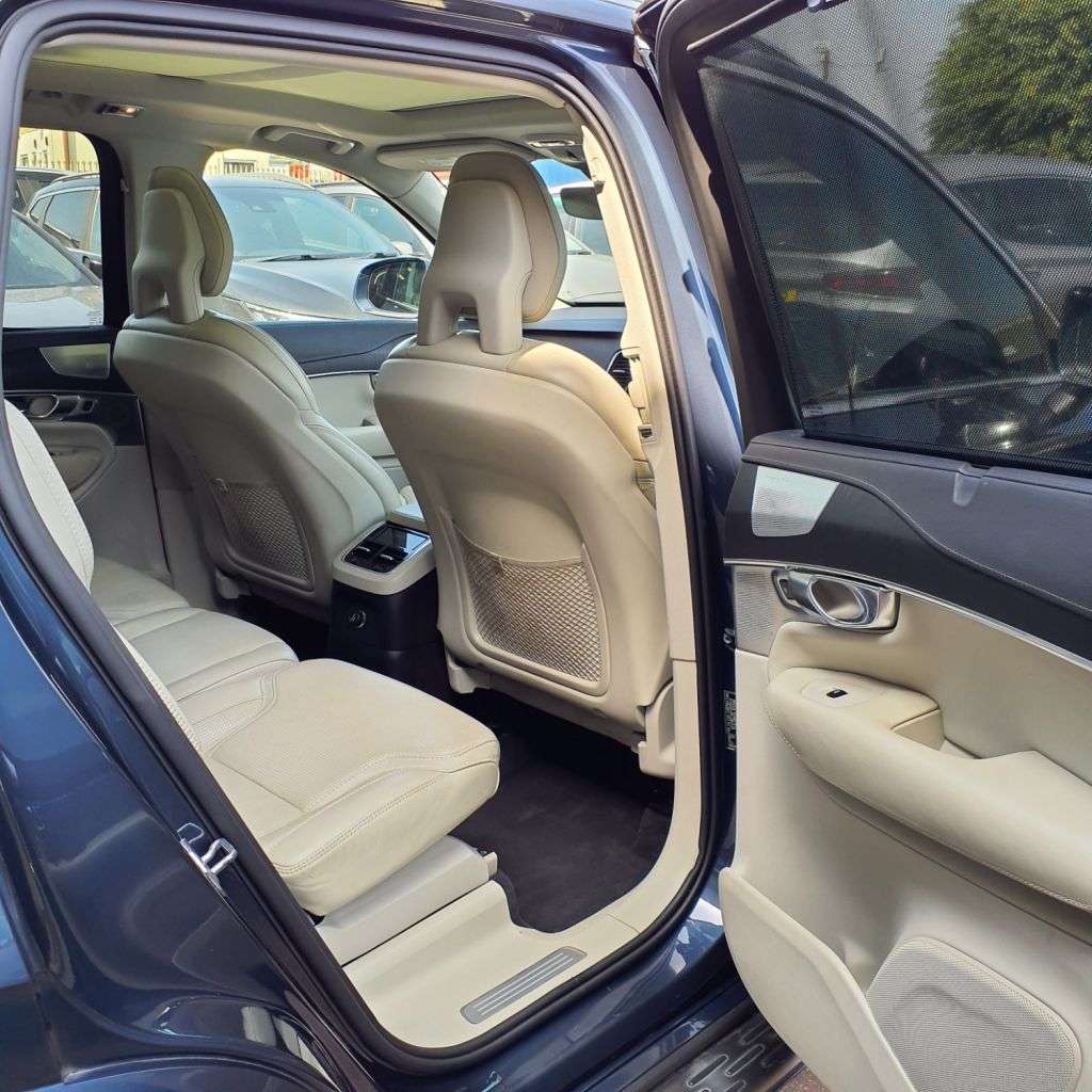 2020 VOLVO XC90 2020 VOLVO XC90